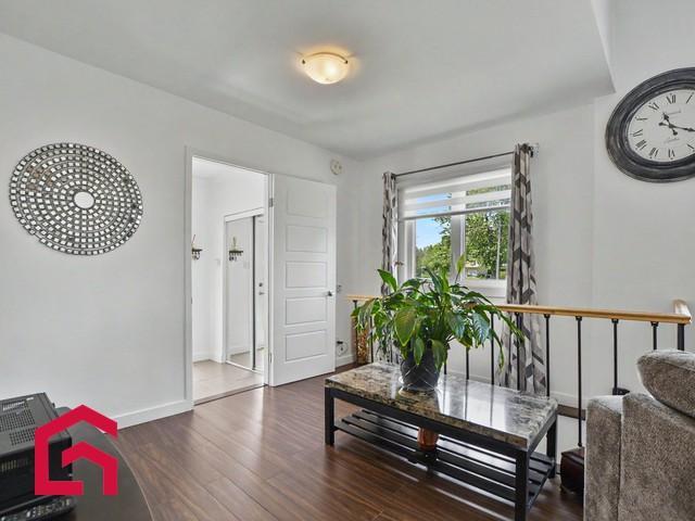 164 34e Avenue — photo 3