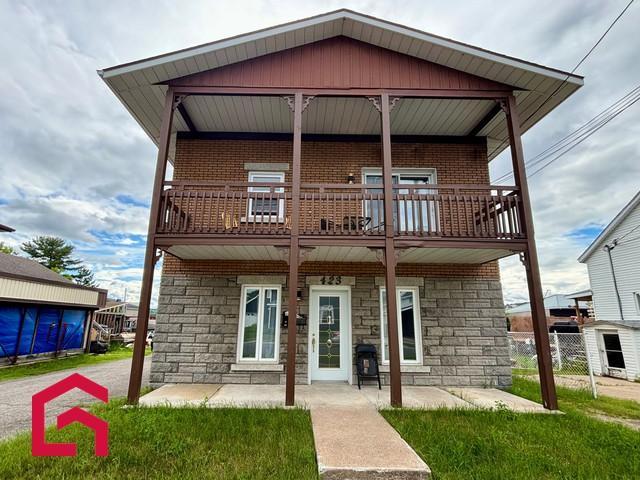423 425 Rue St-Benoît — photo 1