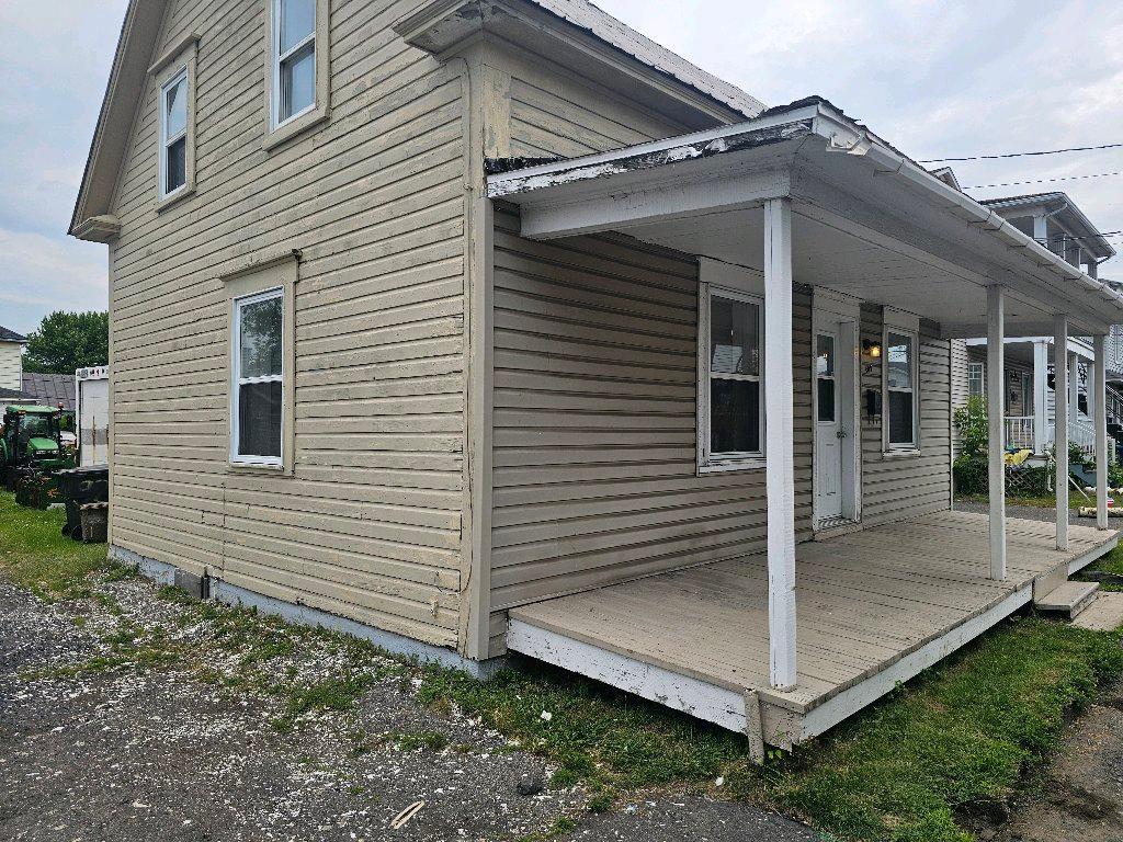 409 Rue Saint-Joseph — photo 1