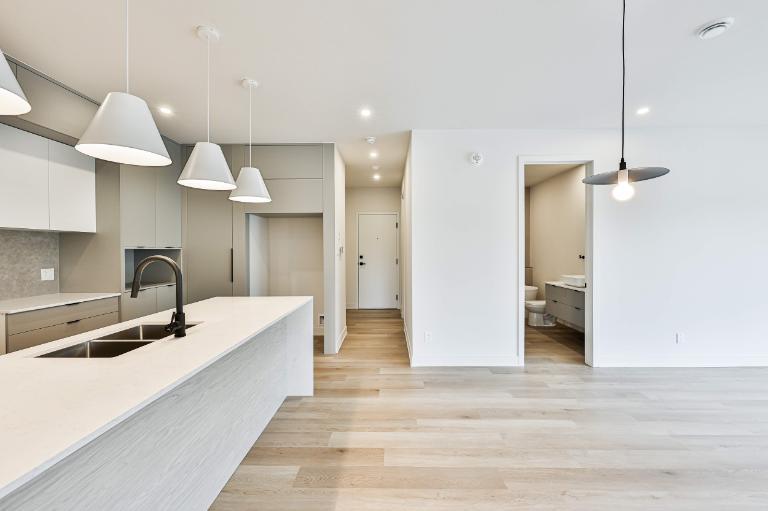 100 Rue de la Sablière — photo 3