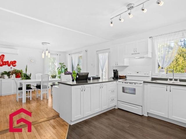 963 963A Boul. de La Salette — photo 2