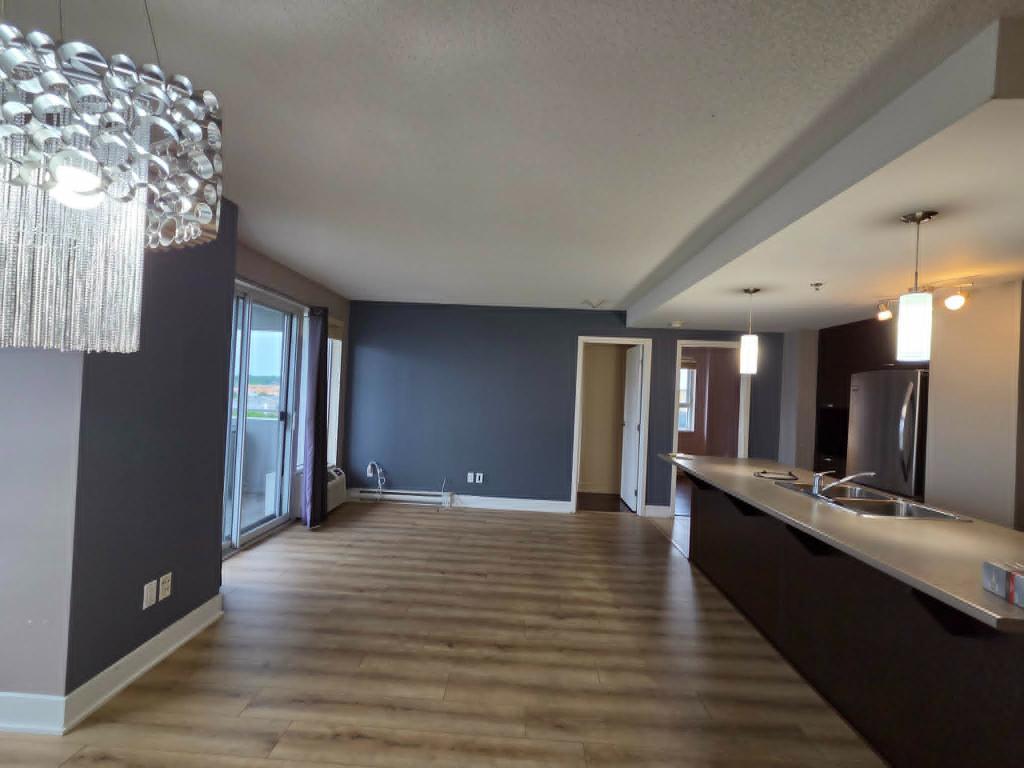 639 Rue Robert-Élie — photo 1