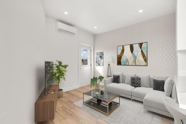 5003 Rue Sainte-Clotilde — photo 1