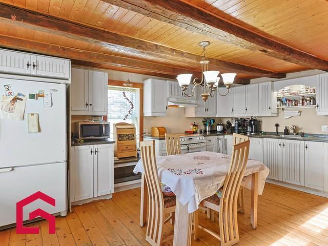 62 Rue St-Rémi — photo 2