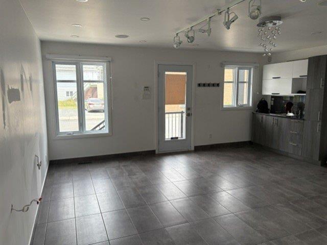 37 39 Rue Elizabeth — photo 3