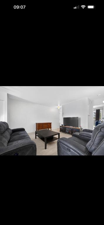127 Boul. Lacombe apt 2 — photo 3
