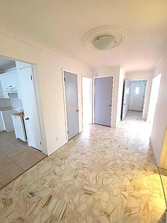 Grand 5 1/2 RDC avec jardin – Anjou Métro Radisson 5