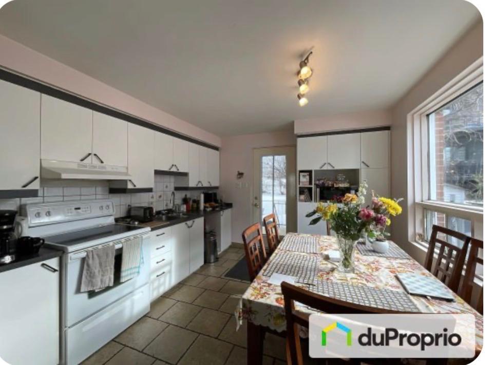 279 85e Avenue, Laval, QC, Canada — photo 3