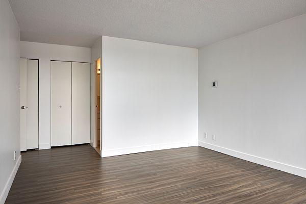 99 Place Charles-Le Moyne — photo 3