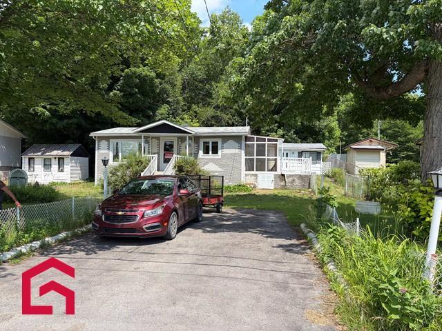 655 Rue Goulet — photo 1