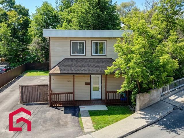 51 53 Rue de St-Faustin — photo 2