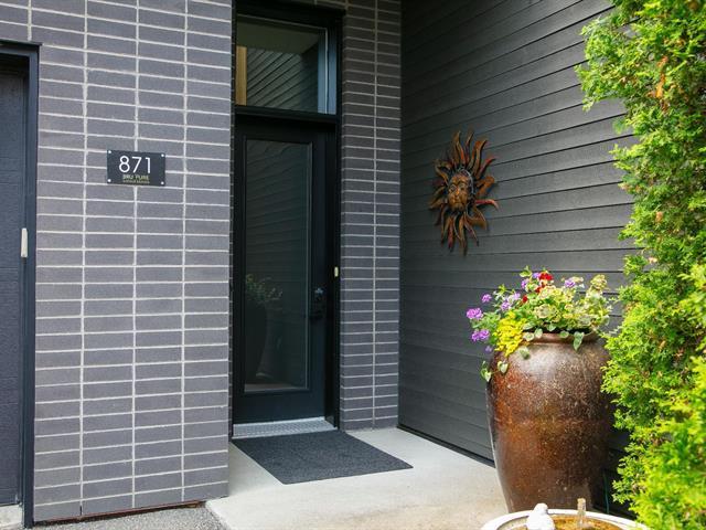 871 Rue Chancellor — photo 2