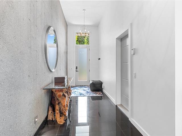 871 Rue Chancellor — photo 3