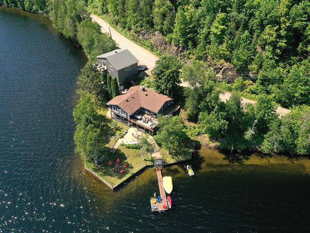 2319 Ch. du Lac-Cameron — photo 1