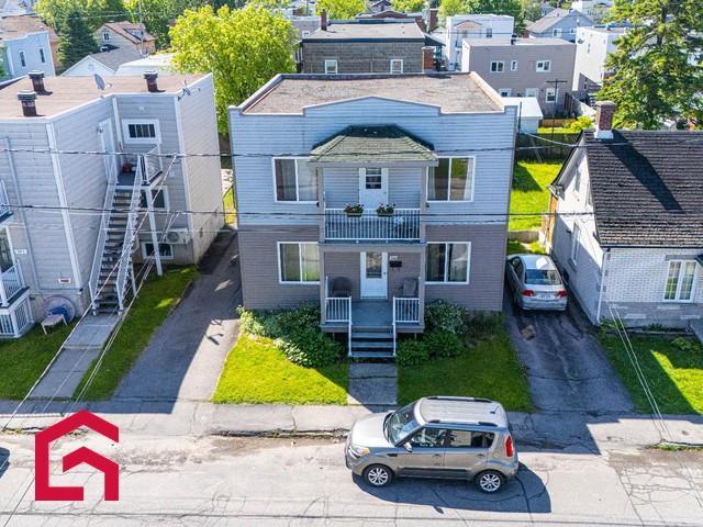 239 239A Rue Champlain — photo 1