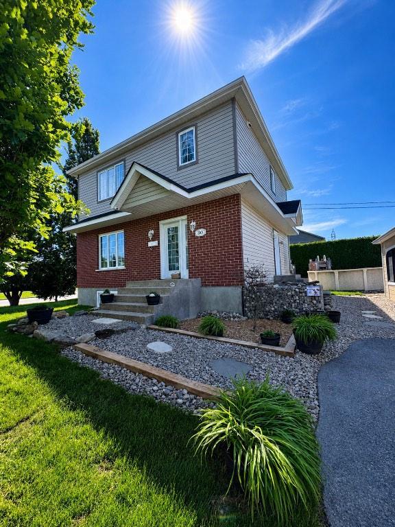 30 Rue Dumouchel, Salaberry-de-Valleyfield, QC, Canada — photo 1