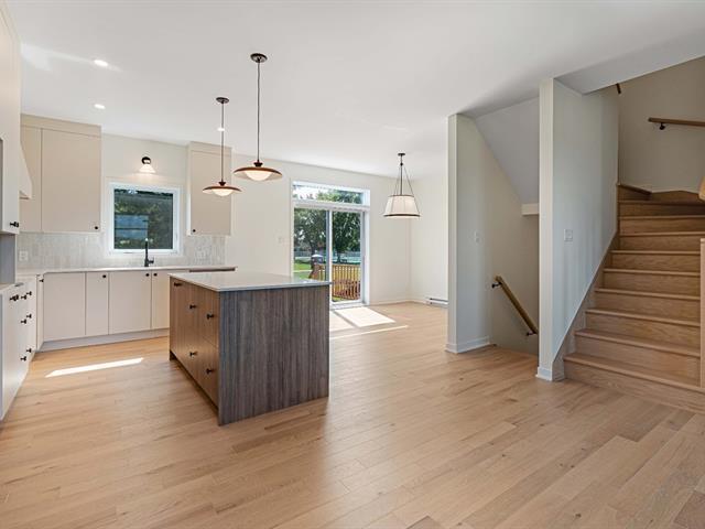 520 Rue Victor-Bourgeau — photo 3