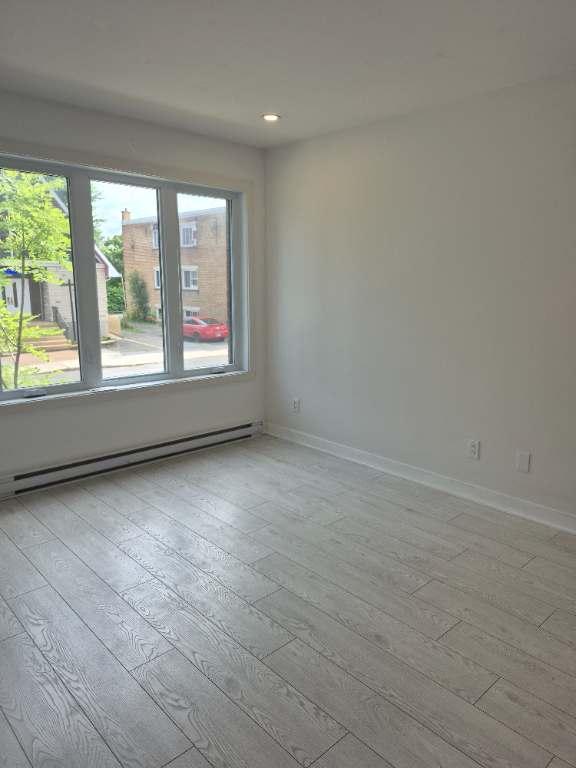 1782 Rue Sainte-Hélène — photo 2
