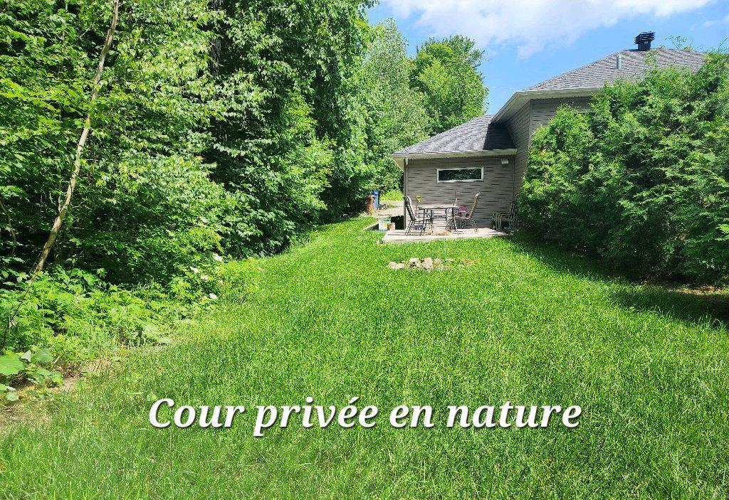 Magnifique 3 1/2 sur palier à louer à Ste-Sophie — photo 2