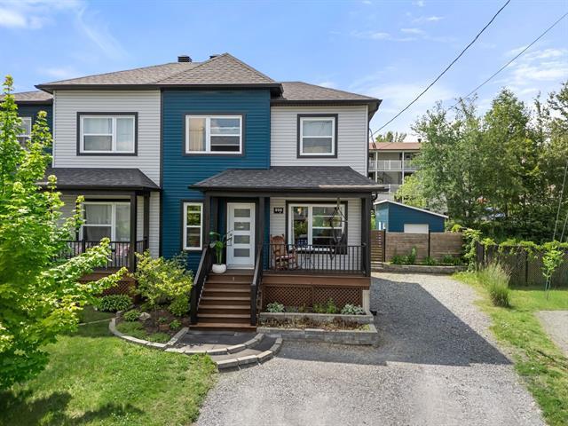 898 Rue Harkin — photo 1