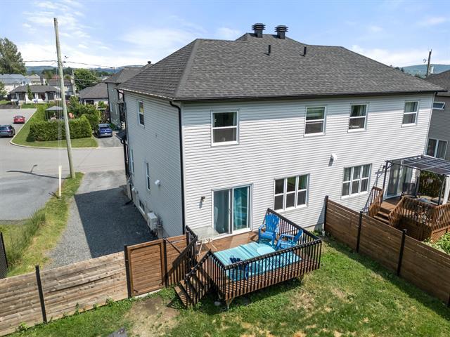 898 Rue Harkin — photo 2