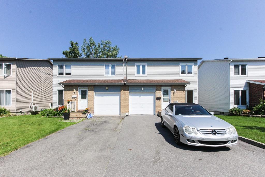 19 Avenue Grandview, Pointe-Claire, QC, Canada — photo 1