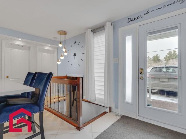 792 794 Av. de Buckingham — photo 2