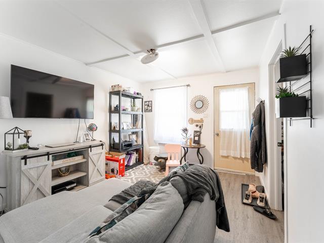 797 799 Rue Valiquette — photo 2