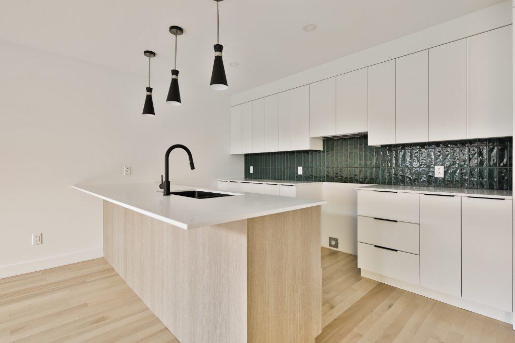 115 Avenue St Cyr — photo 2