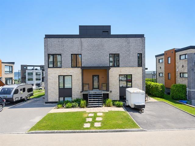 372 376 Rue Françoise-Garnier — photo 1