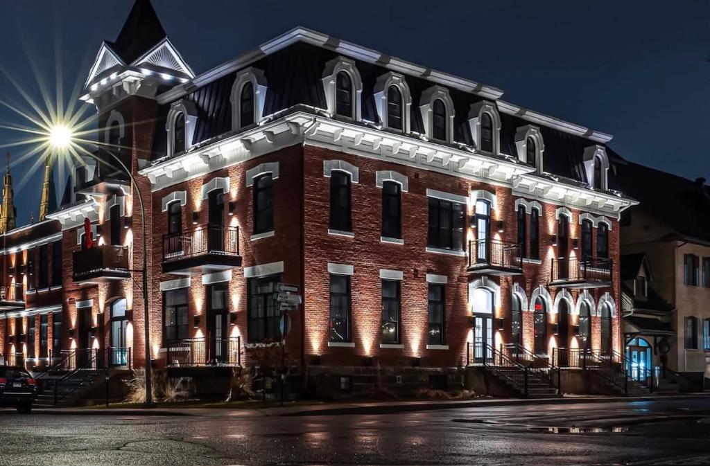 1600 rue girouard ouest — photo 1