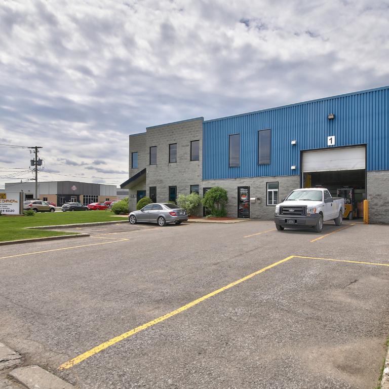 1038 Rue du Viger, Terrebonne, QC, Canada — photo 2