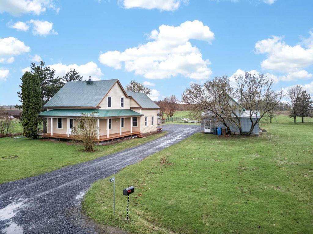 369 Rang du Bord-de-l'Eau Ouest, Yamaska, QC, Canada — photo 1