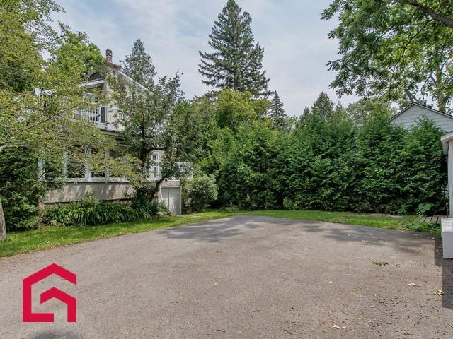 12396 Rue Notre-Dame-des-Anges — photo 2