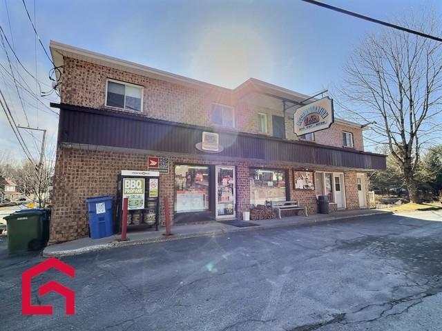 143 145 Rue Principale E. — photo 2