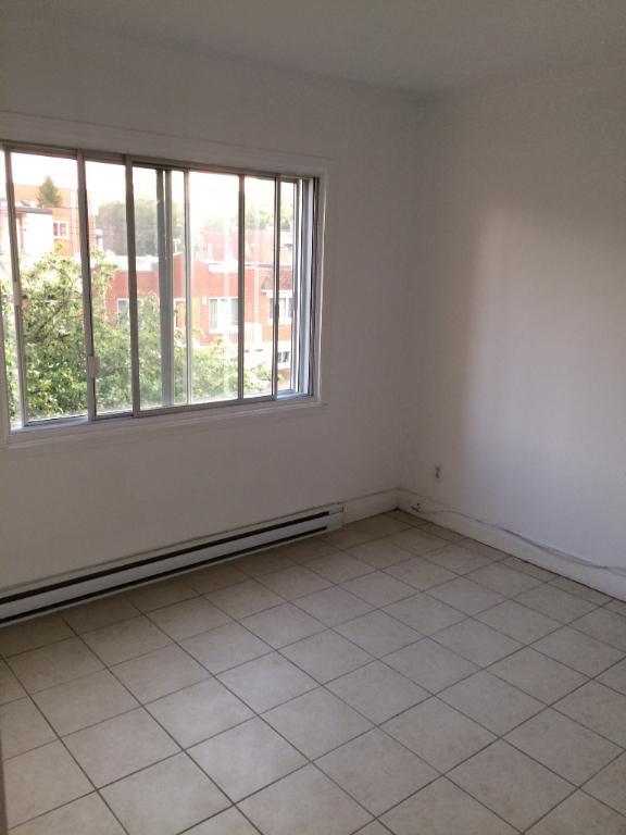 2589 Avenue Bilaudeau — photo 3