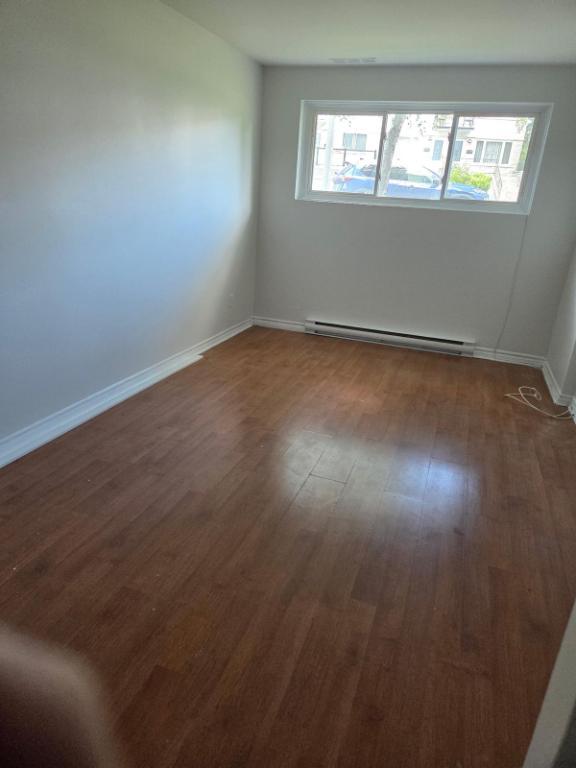 Magnifique appartement 3 1/2 disponible 5