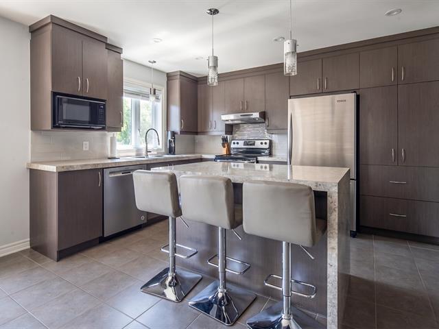 926 Rue de la Bruyère — photo 2