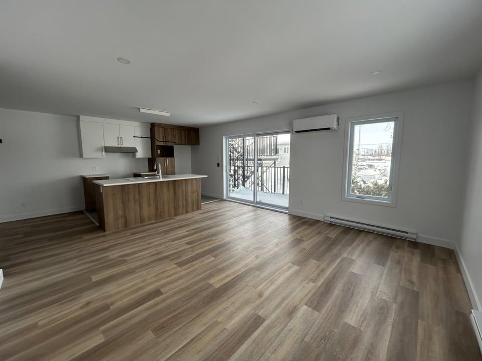 1761 Rue Landry — photo 1