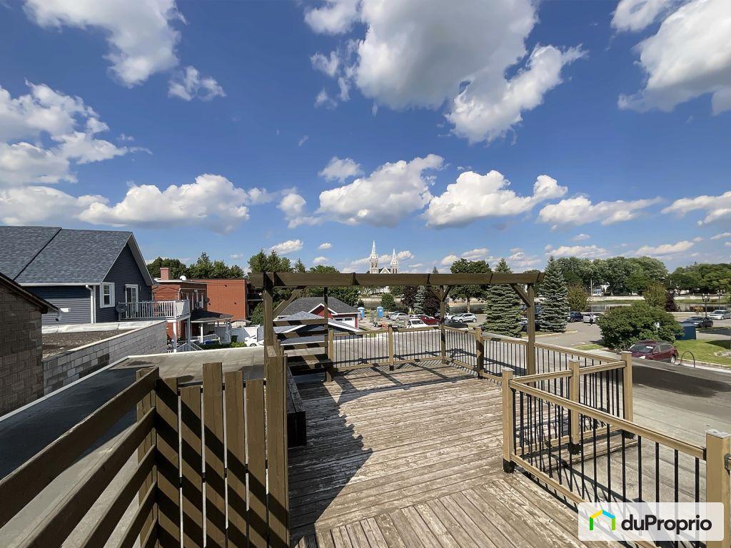 245 Rue Principale E — photo 3