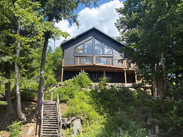 2870 Ch. du Milieu — photo 1