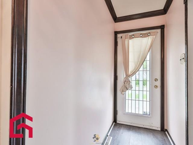 347 Rue St-Paul — photo 3