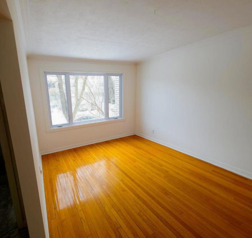 7361 Avenue des Closeries — photo 1