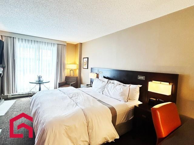 100, App. 110 — photo 2