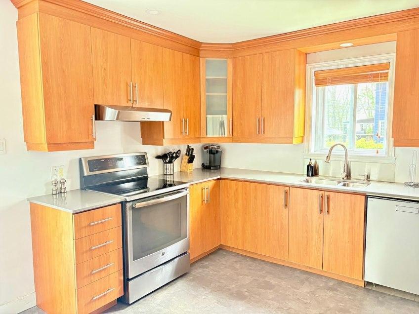 Grand 4 ½ semi-meublé ou meublé à louer – Mascouche Disponible immédiatement — photo 3