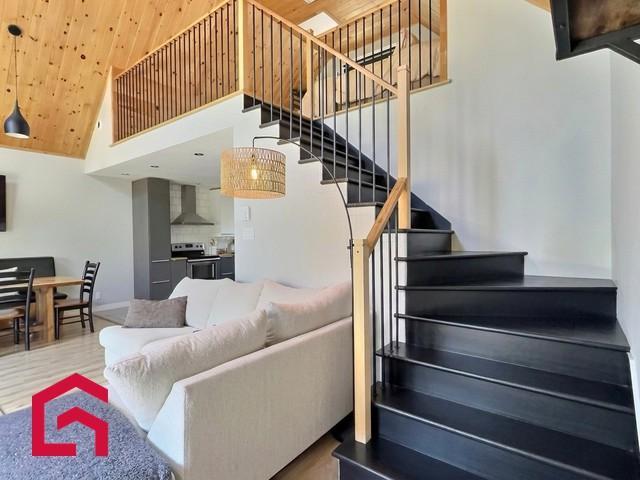 124 1re Avenue — photo 2