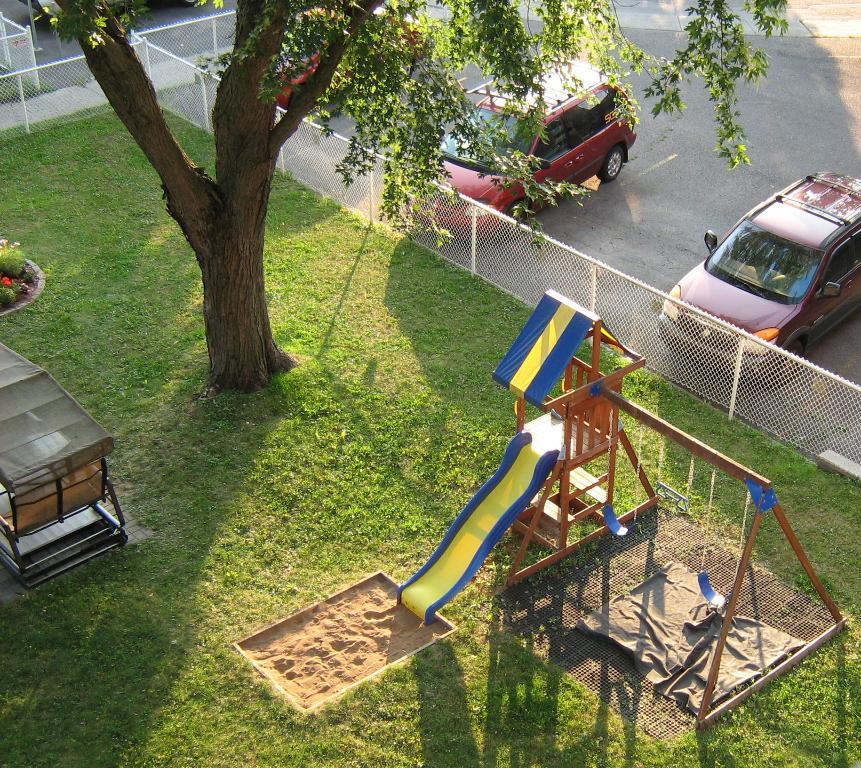 12350 Rue Lapierre — photo 3