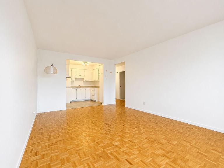 50 Rue St-Jacques — photo 1