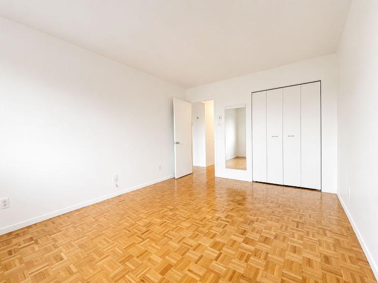 50 Rue St-Jacques — photo 2