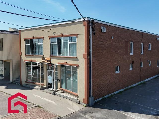 437 Av. Arnaud — photo 3